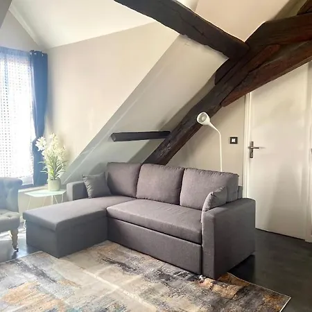 Clos Charron - 400m De Paris *